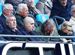邮报：若想2028年建队150周年夺英超冠军，接下来3周决定曼联走向