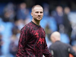 记者：红军若想用麦卡套现今夏时机最好，但眼下不太可能有高报价